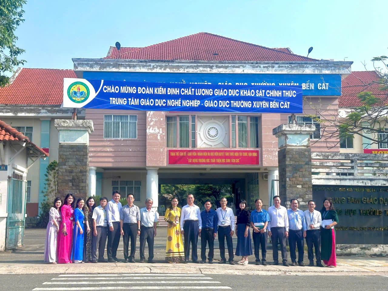 KHẢO SÁT CHÍNH THỨC KIỂM ĐỊNH CHẤT LƯỢNG GIÁO DỤC CẤP ĐỘ 2 TẠI TRUNG TÂM GDNN-GDTX BẾN CÁT